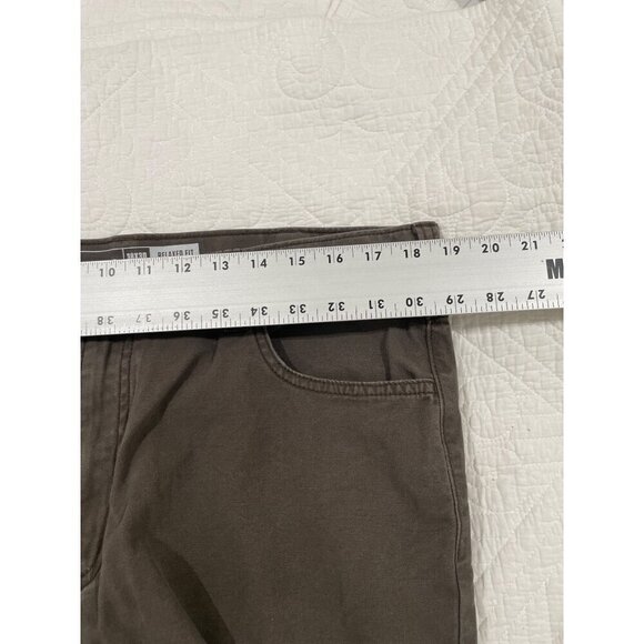 Carhartt Men' 38x30 cargo relaxed fit color dark khaki pants - Picture 7 of 9